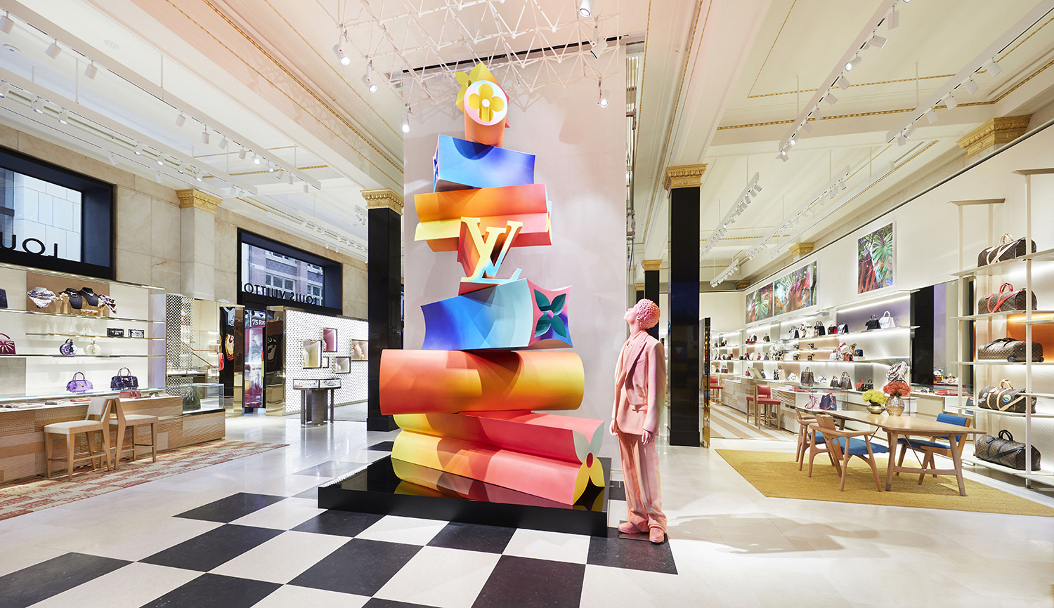Peter Marino Redesigned Louis Vuitton Store to Reopen in The Dubai