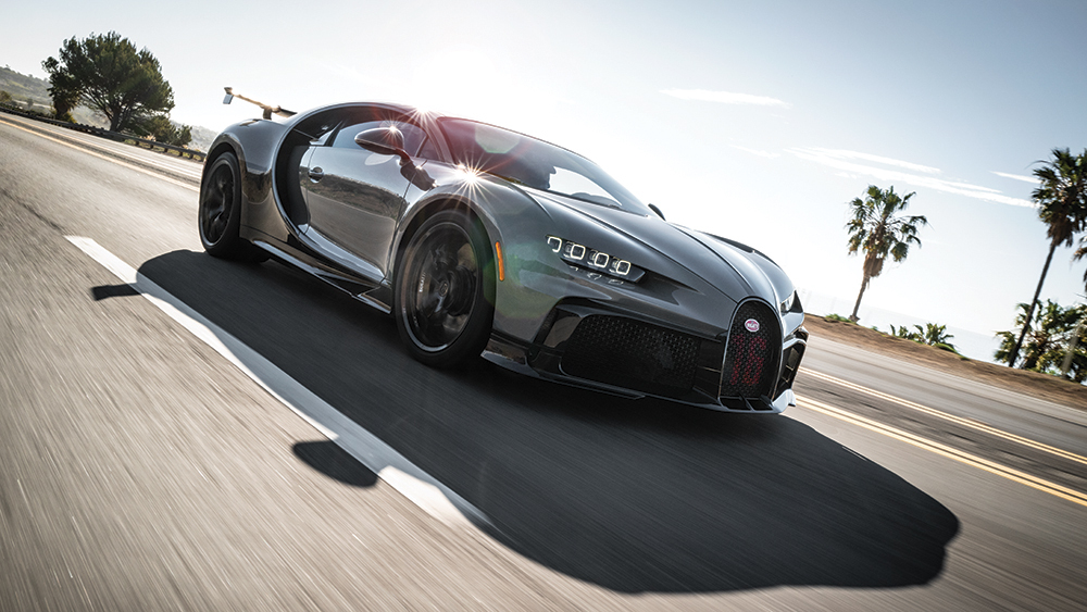 Bugatti Chiron Pur Sport vs. Super Sport 300+: Different Goals, Different  Means