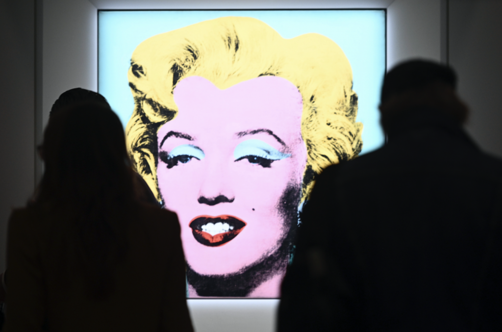 Warhol’s Portrait of Marilyn Monroe Sells For Record Price