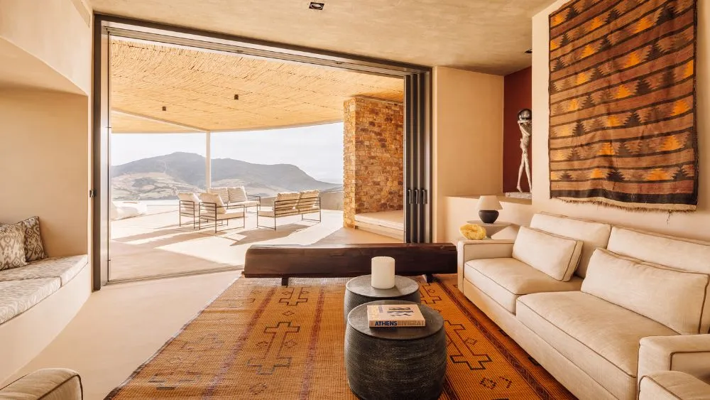 This $11.5 Million Subterranean Villa in Greece Was Sculpted Into a Rocky  Hillside
